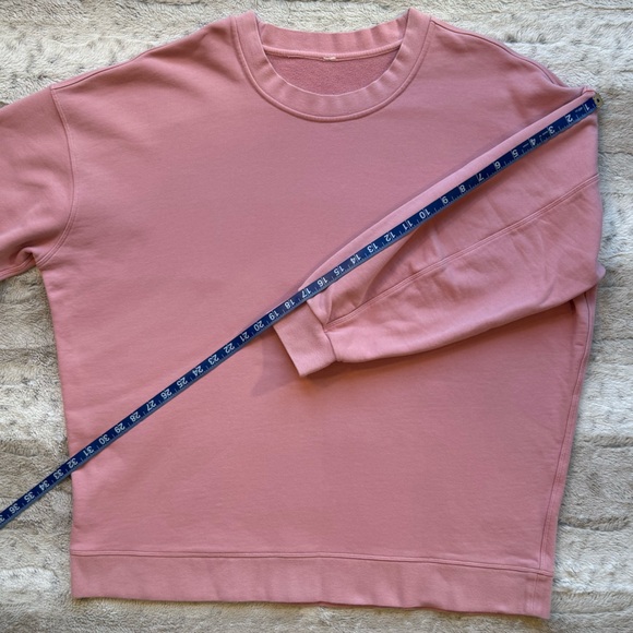 Lululemon Perfectly Oversized Crew in Pink Puff Size 12 - Picture 9 of 12